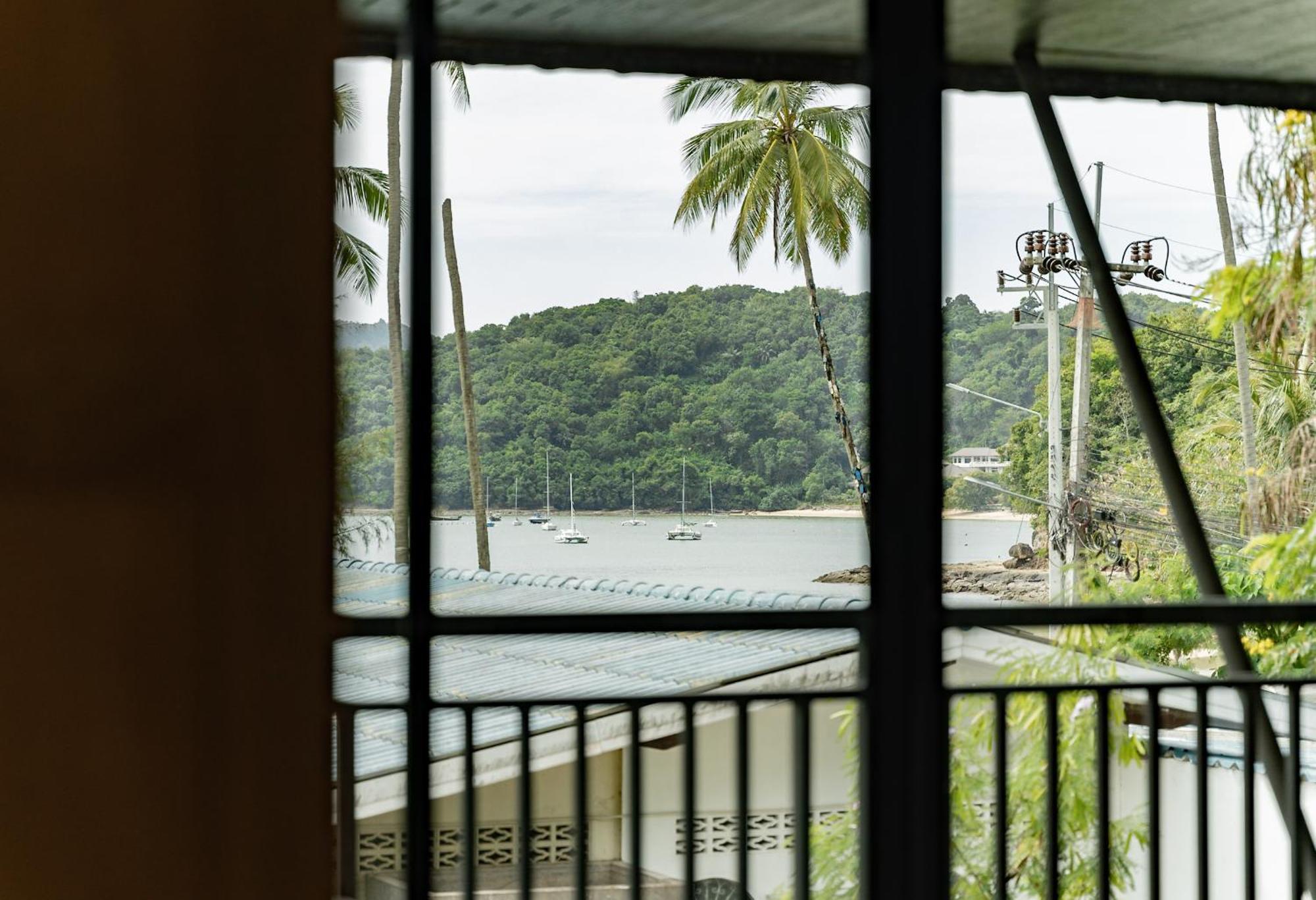 Resort The Cove Panwa Beach